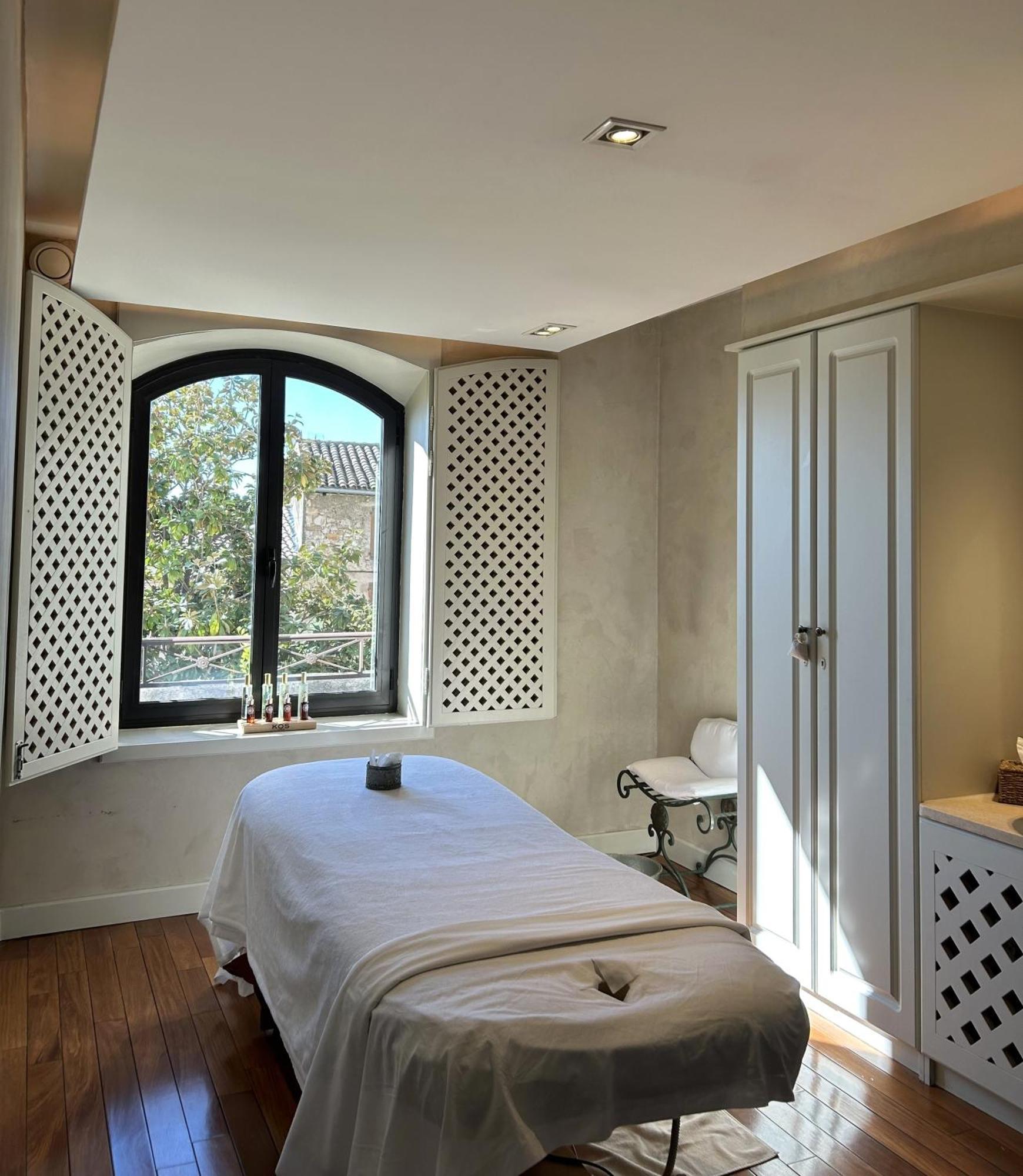 Maison Berard Hotel - Restaurant - Spa La Cadiere-d'Azur Bagian luar foto